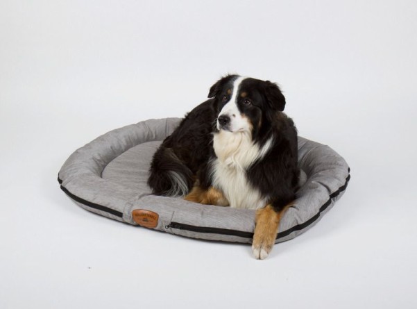 Wasserfestes Outdoor Hundebett von HOLIDAY TRAVEL